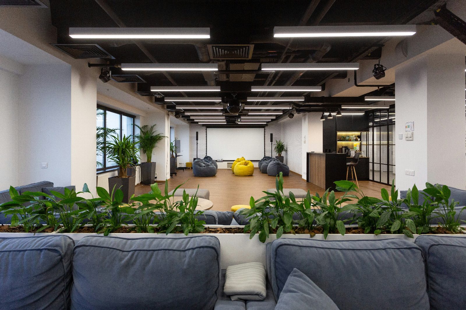 Interieur van Atelier 2 in Voormalig Schoolgebouw Noord