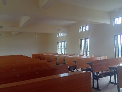 Interieur van Berlijn in Buurthuis Het Veer