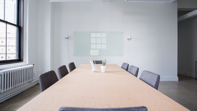 Interieur van De Huiskamer in Wijkcentrum De Waterlelie