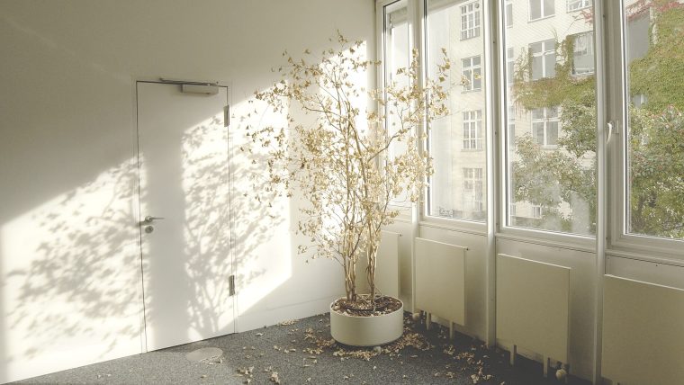 Interieur van vergaderruimte De Wachtkamer in Zorgcentrum De Klaproos